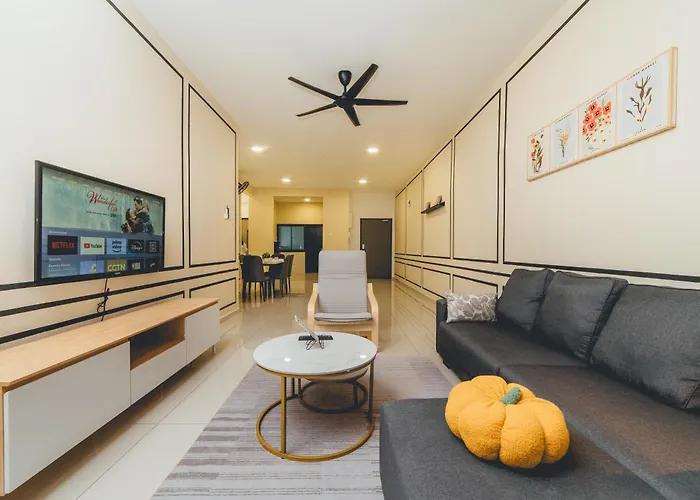 Marina Residence 3Br Shores Haven Nr Midvalley Ciq By Our Stay