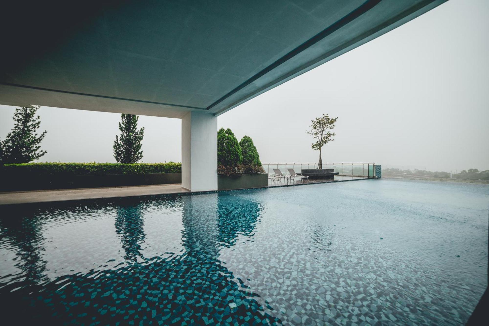 Marina 3br Shores Haven Nr Midvalley Ciq By Our *