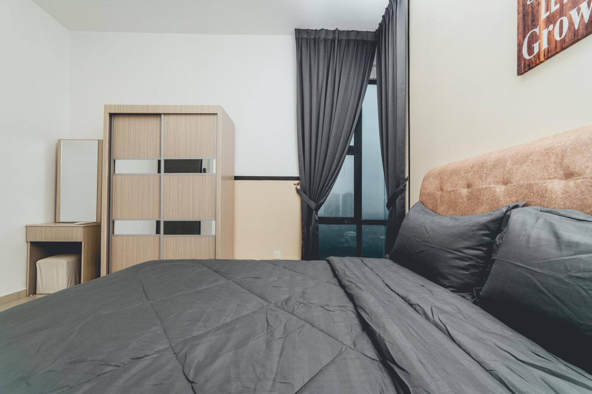 Marina 3br Shores Haven Nr Midvalley Ciq By Our Pangsapuri